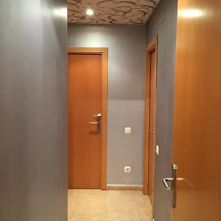Pensjonat Piso Estrella Figueres (Girona)