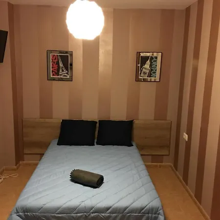 Piso Estrella Guest house Figueres (Girona)