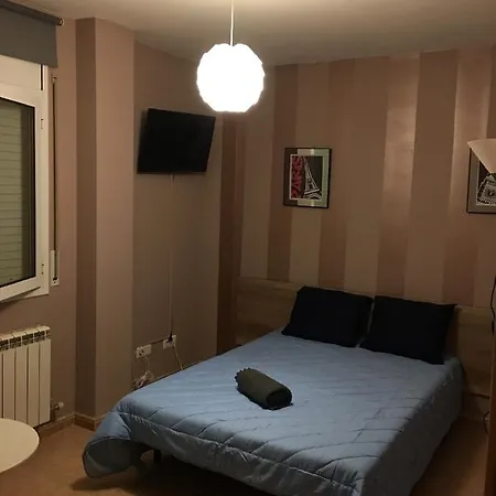 Pensjonat Piso Estrella Figueres (Girona)